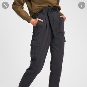 NWT GAP Petite High Waisted Cargo Pants